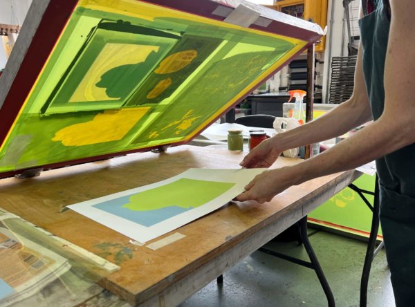 A student working in the Print Workshop