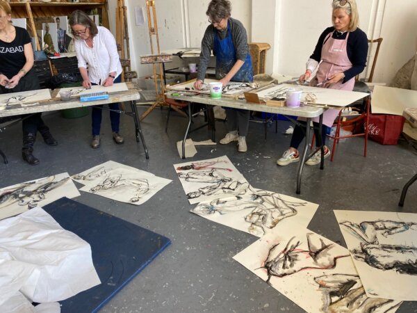 Students drawing in the Heatherleys studio